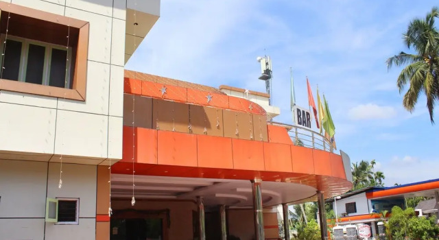 OYO 14234 Kangappadan Residency, Varaa Hotelli Thrissur New Delhi