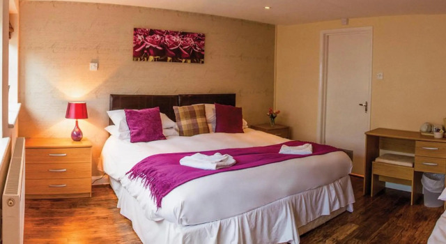 Двухместный номер Deluxe Stay and Relax at The Yew Tree