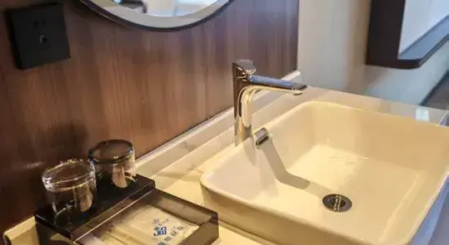 Jiayue Hotel, Jiutian (Hongqiao Branch, Fenghuang Ancient Town)