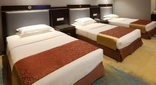 Standardowy trzyosobowy pokój Jasper International Hotel