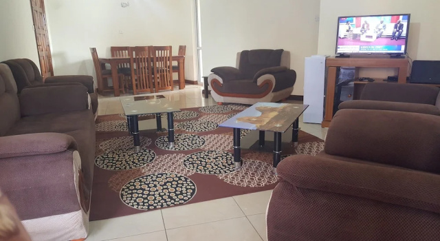 Апартаменты Executive CSK Holiday Home