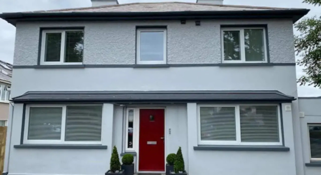 Location Location - Gorgeous 3 Bed Apartment in Killarney, Book Apartment Hotels in Kerry with Parking, Parking
