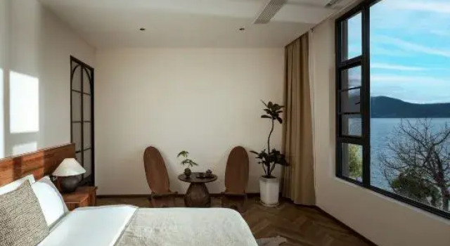 Люкс с 2 комнатами с видом на море Dali Yunluo Village Villa