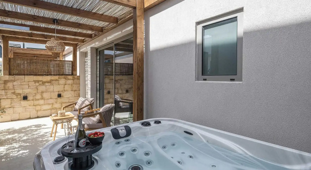 Люкс Vanilla Suites with Hot Tub