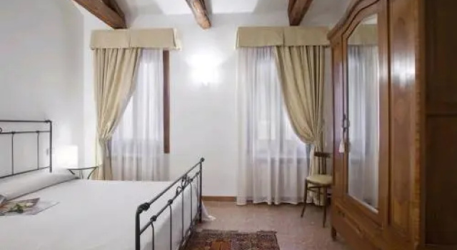 Locappart Santa Croce, Забронировать Апартаменты/квартира Санта-Кроче Венеция, рядом с Мост Риальто