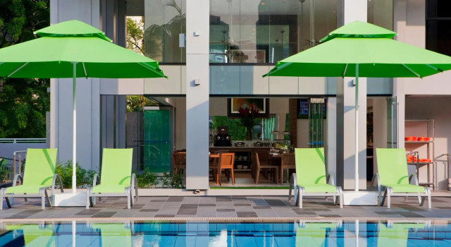 Номер Standard Novotel Living Singapore Orchard