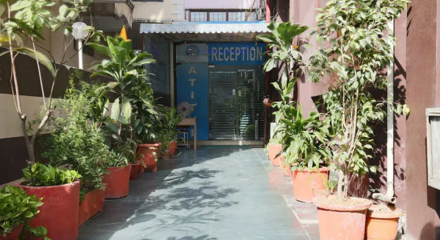 FabHotel Kailash Colony Metro Station