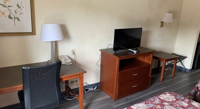 Четырёхместный номер Standard Amelia Inn & Suites