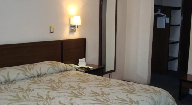 Одноместный номер Standard Hotel Real Plaza