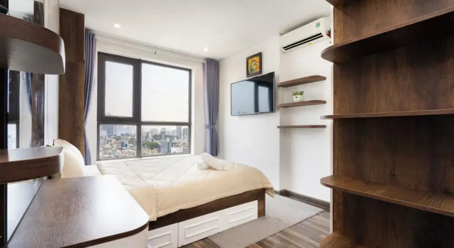 Люкс Premier Republic Plaza Airpot Tân Sơn Nhất view sân bay
