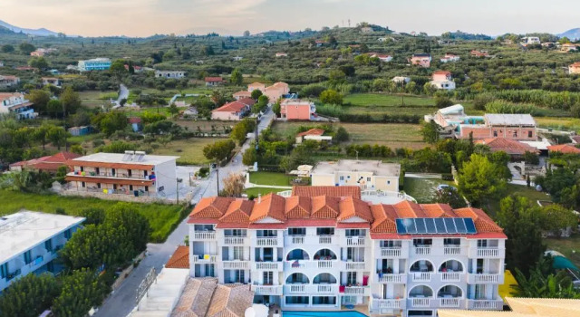 Georgina Inn Hotel, Rezerwuj Hotel Agios Sostis Grecja