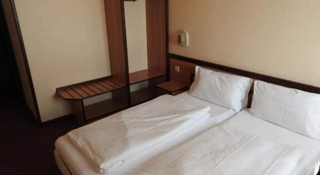 Hotel Anhalt, Prenota Hotel Hotel a Garz con parcheggio, Parcheggio