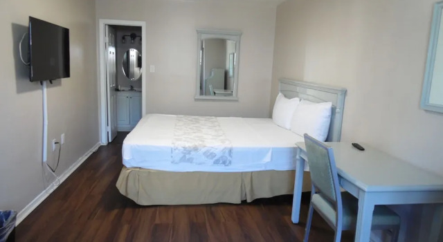 Номер Comfort Elsinore Hot Springs & Lodge