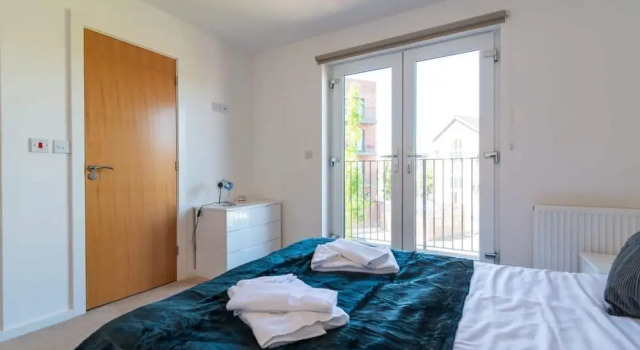Апартаменты Executive Executive City Apartment -Near Greengate