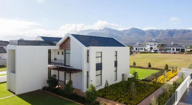 Апартаменты Polo Village 8 Val de Vie Estate