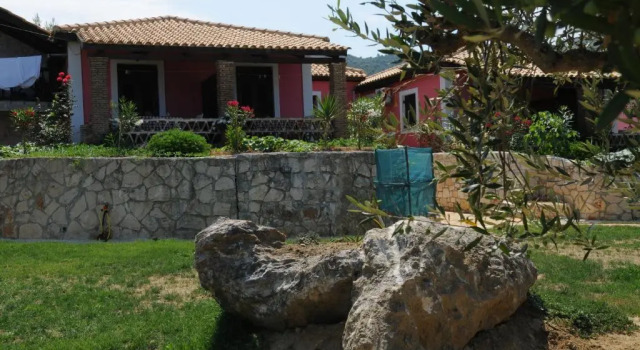 Arpyia, Забронировать Отель Отели Ксирокастелло с парковкой, Парковка