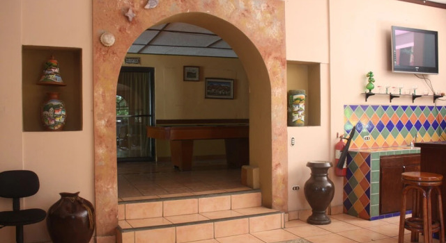 Hotel El Conquistador, Забронировать Отель Отели в центре Манагуа с завтраком, отели в центре Манагуа с завтраком