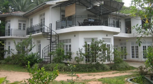 Spica Holiday Home, Забронировать Отель Отели Канди с парковкой, рядом с Kandy Central Hospital, Парковка