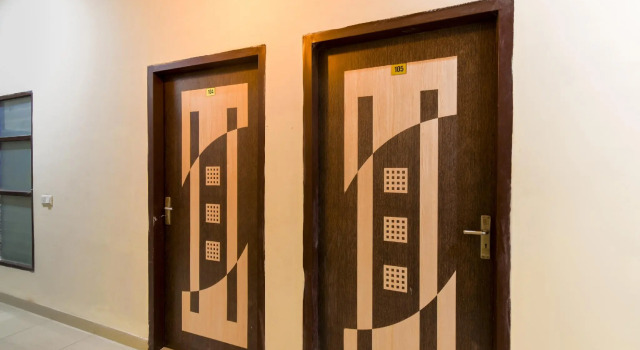 OYO 75930 Cozy Inn Rooms, Book Hotel Ludhiana Punjab