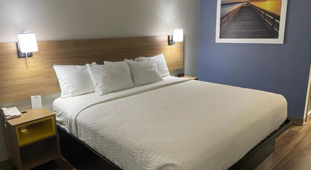 Номер Standard Days Inn by Wyndham Portland/Corpus Christi