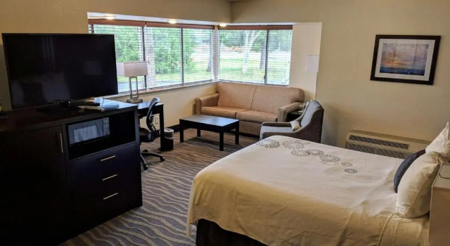 Двухместный номер Deluxe Best Western Plus Edmonds Harbor Inn