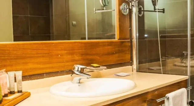 Номер Standard с балконом Hosteria de Torazo Nature Hotel & Spa