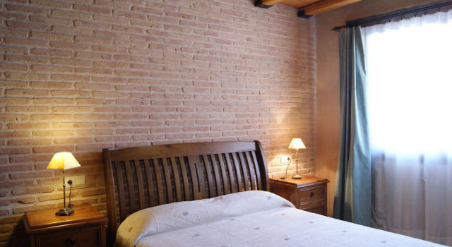 Apartaments la Farinera, Забронировать Отель Орта-де-Сан-Жоан 