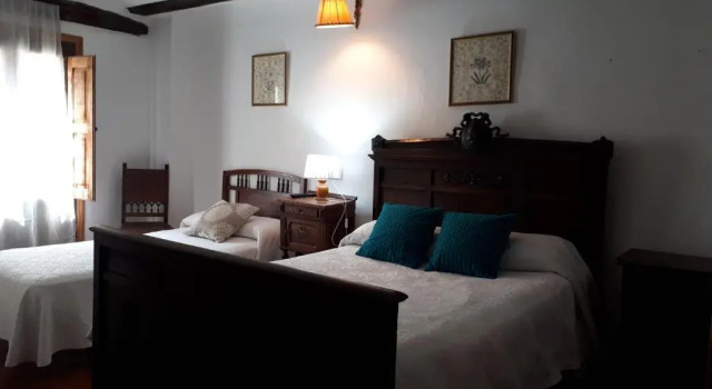Fonda Del Tozal, Rezervați Hotel Teruel Teruel, aproape de Dinopolis