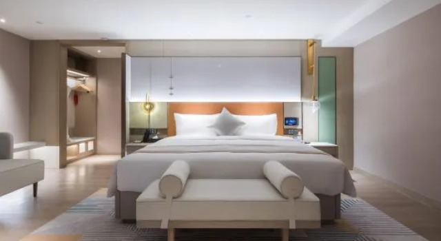 Люкс Deluxe Madison  Hotel Hankou Financial Center, Wuhan