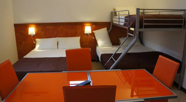 Tiêu chuẩn Family phòng Hôtel Le Dronmi