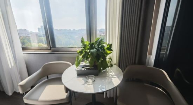 Weishan Borrman Hotel (Kuiwen Dong Road), Book Hotel Hoteller i Weishan med parkering, Parkering