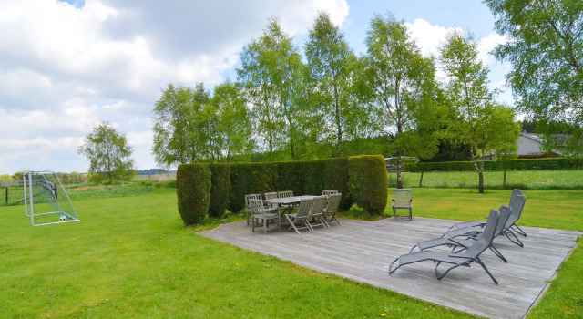 Вилла Delightful Villa in Sourbrodt With Swimming Pool, Terrace