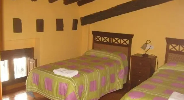 Palacio Bardaxí, Book Apartment Hotels in Aragon with Parking, Parking