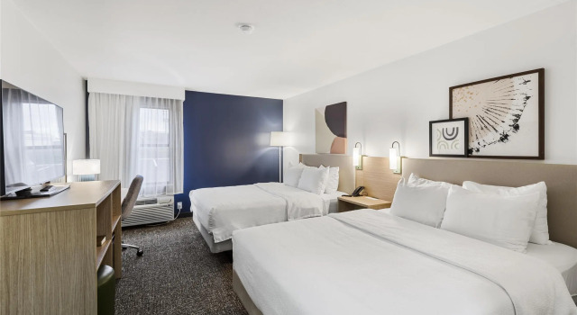 Четырёхместный номер Standard Spark by Hilton Abingdon I-81 near Fairgrounds