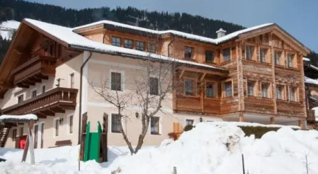 Hirschenhof, Забронировать Отель Доббиако Hochpustertal Valley