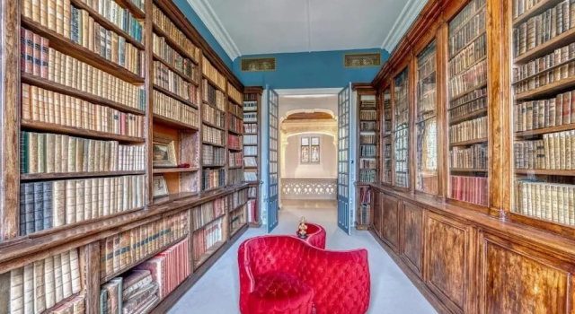 Château Optical Center, Rezervovat Zámek Hotely v Nieuil s bazénem, Bazén