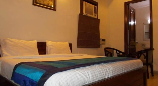 Willow Tree Premier, Varaa Hotelli Gurgaon 