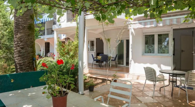 Студия Apartments Dikan