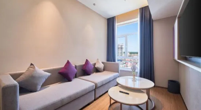 Люкс Deluxe Lavande Hotel (Huolin Gol City Center)