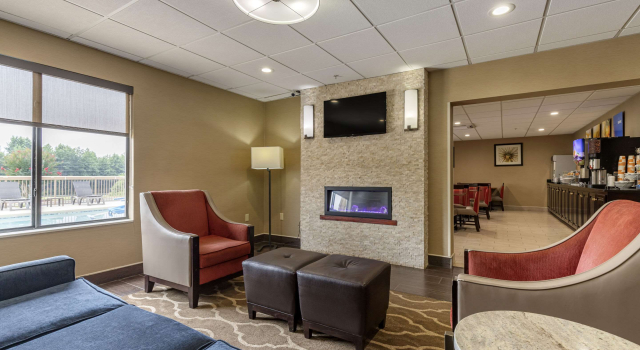 Comfort Inn & Suites Mocksville I-40, Забронировать Отель Моксвилл Северная Каролина