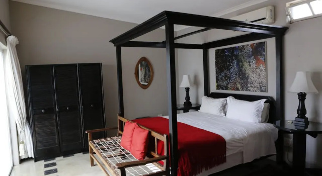 Двухместный номер Deluxe с красивым видом из окна Sunset Lodge & Safaris