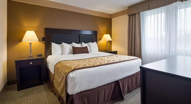 Люкс Best Western Plus Concordville Hotel