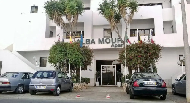 Alba Moura Apartamentos, Rezervovat Apartmán Hotely v Sotavento s parkováním, Parkování