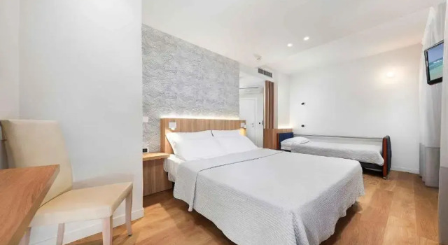 Номер Standard Family Hotel Antibes -50m dal mare