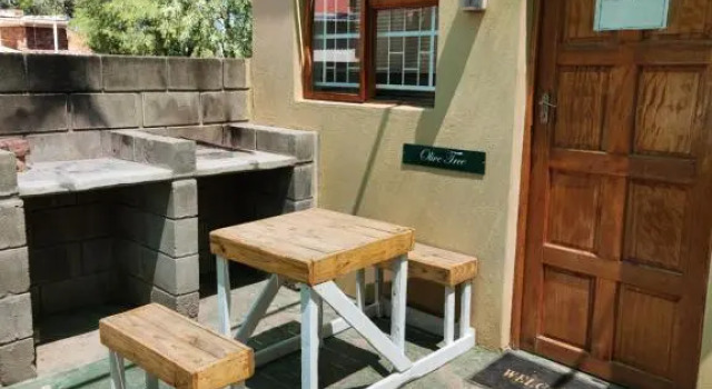 Garden Corner Guesthouse, Забронировать Отель Бофорт-Уэст провинция Западный Кейп