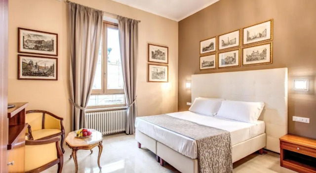 La Residenza Suites, Забронировать Отель Отели Рима с парковкой, рядом с Универмаг La Rinascente, Парковка