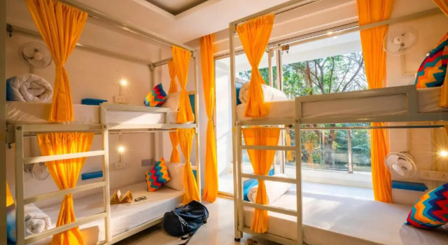 Кровать в общем номере goSTOPS Goa, Baga
