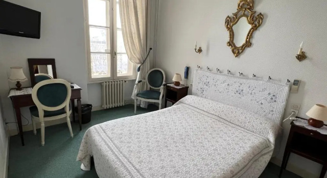 Четырёхместный номер Standard с 2 комнатами Hotel Montsegur