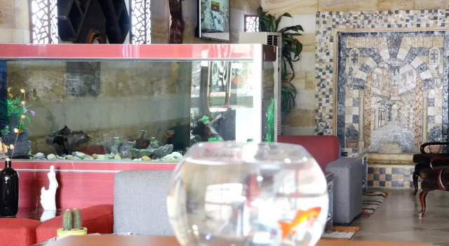 Mansi Hotel Suite