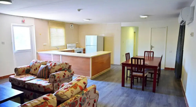 Al Meem M&M Compound, Varaa Huoneistohotelli Jedda 